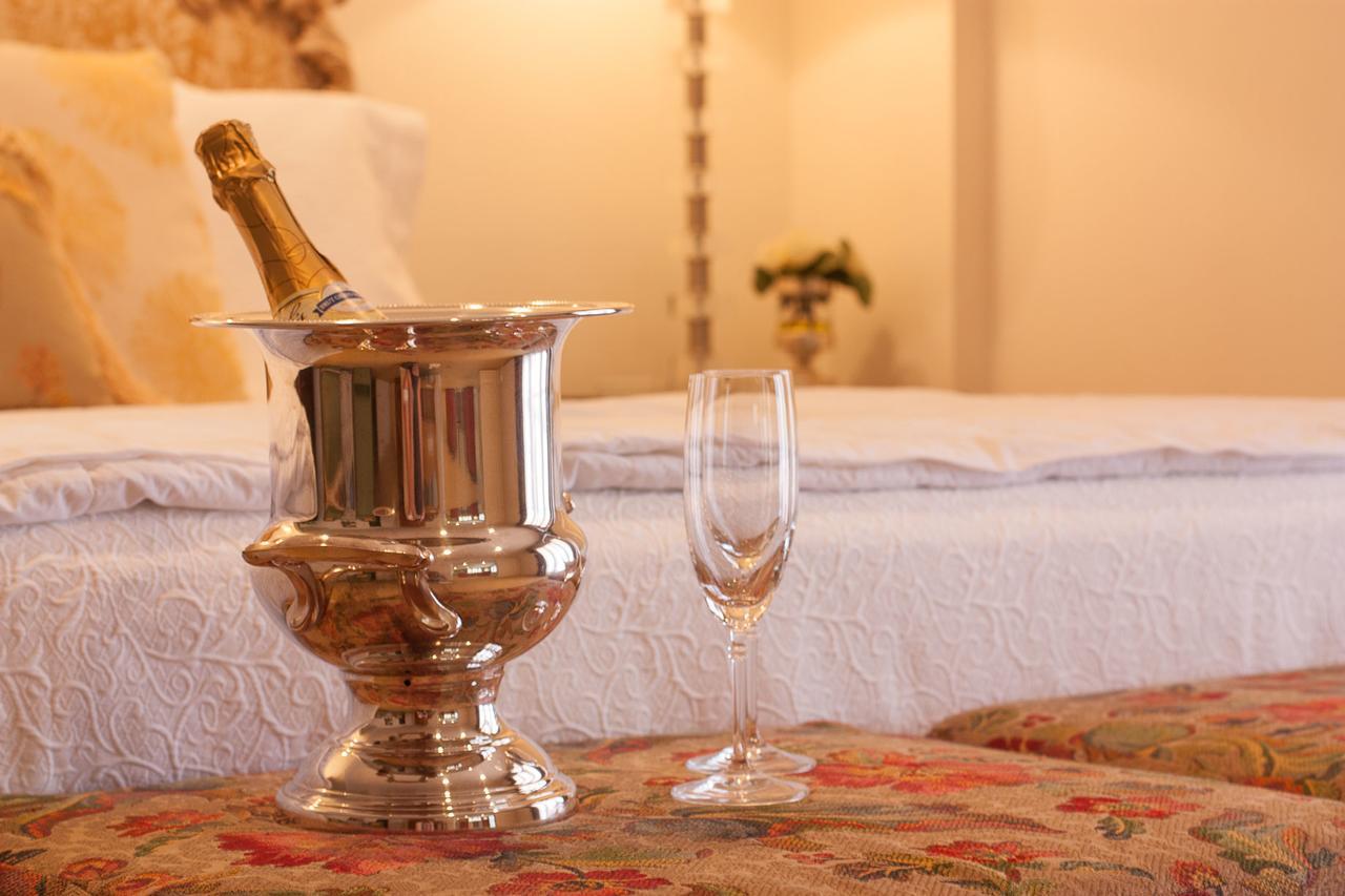 Gulf Hills Hotel & Retreat On The Water أوشن سبرينغز المظهر الخارجي الصورة